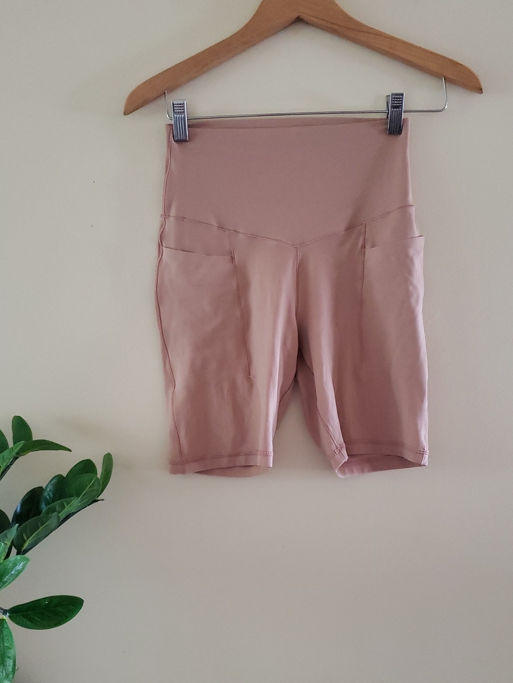 OFFLINE by AERIE HR Luxe Bike Short - NUDE M
